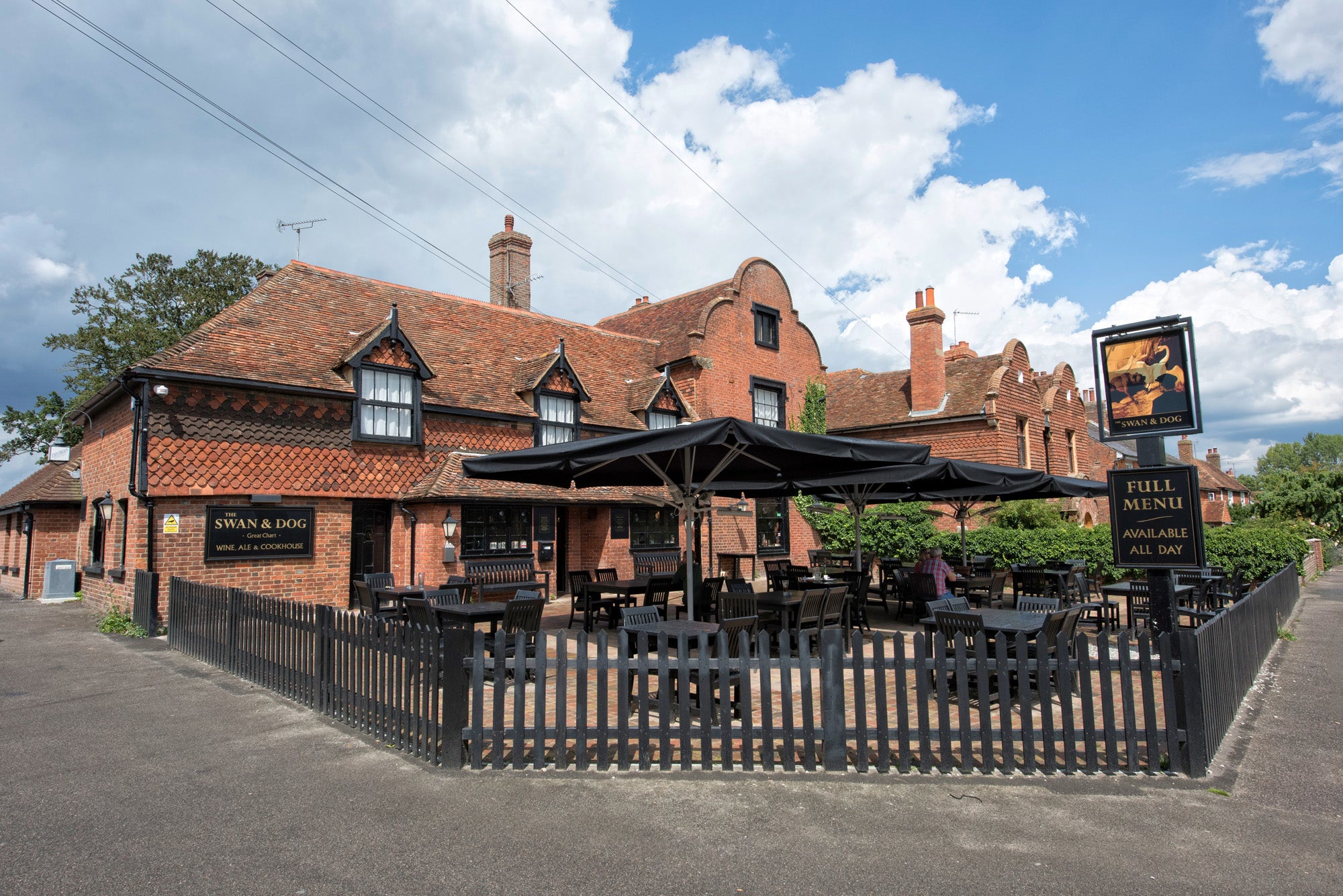 The Swan & Dog (Ashford Kent)